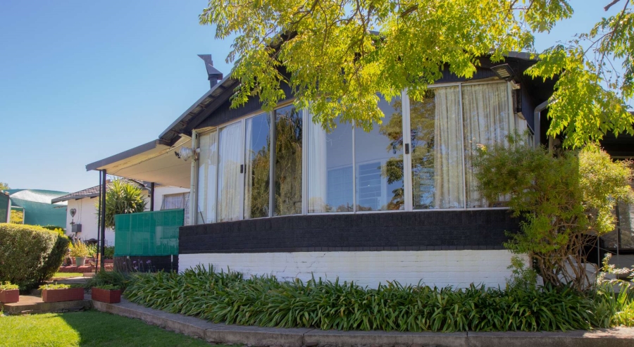 4 Bedroom Property for Sale in Oranjeville Free State